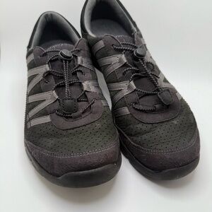 Clarks Collection Womens Black Bungee Lace‎ Slip On Sneakers Size 8.5